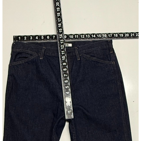 Uniqlo Jeans Mens Blue Tag Size 32 Measures 34x29 Straight Leg Dark Wash - Picture 3 of 9